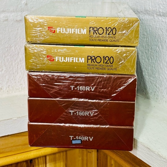 Vintage New in Package Five VHS Blank Video Tapes Fujifilm and TDK - Picture 2 of 8